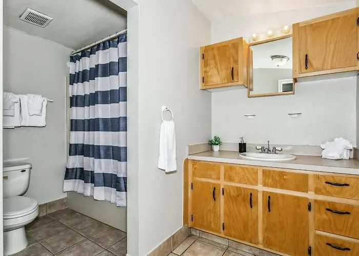 North Highlands Nest- Unit D