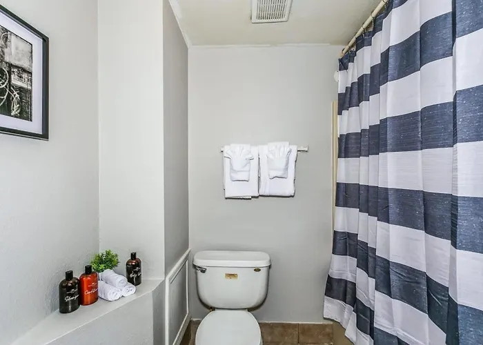 Apartment North Highlands Nest- Unit D Pensacola