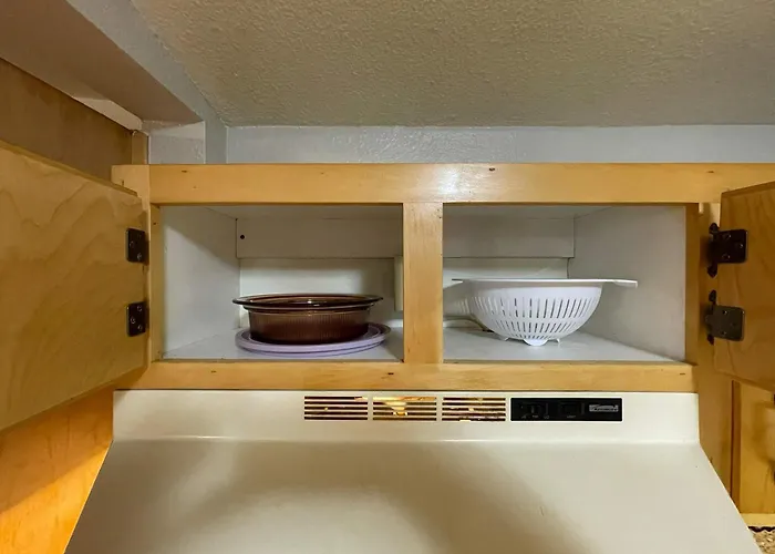 North Highlands Nest- Unit D * Pensacola