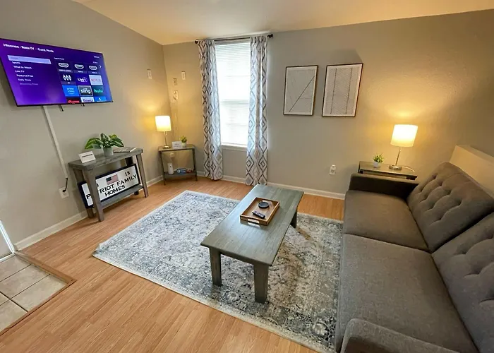 North Highlands Nest- Unit D Apartment Pensacola