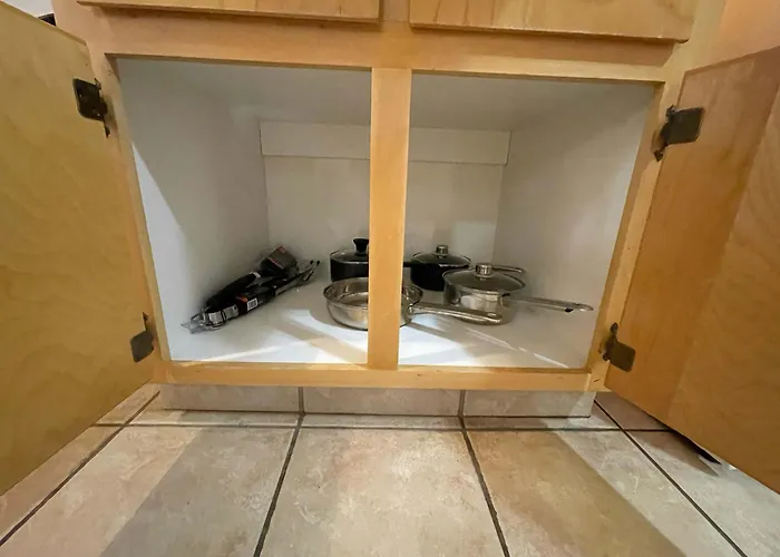 North Highlands Nest- Unit D Pensacola